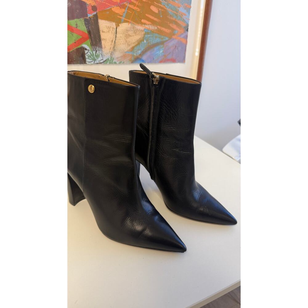 Tory Burch Black Leather Pointed-Toe Ankle Boots